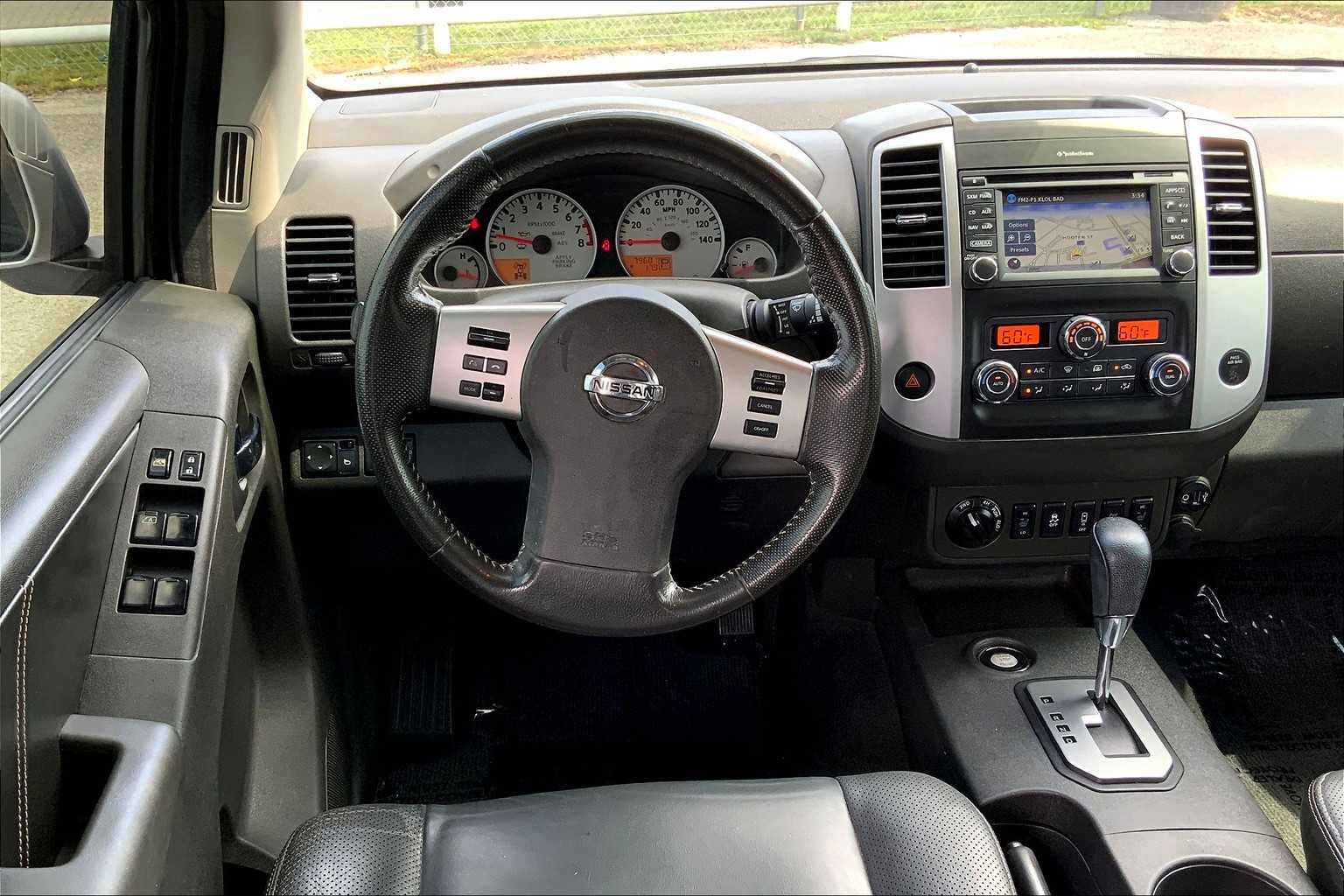 2021 Nissan Frontier PRO-4X photo 13