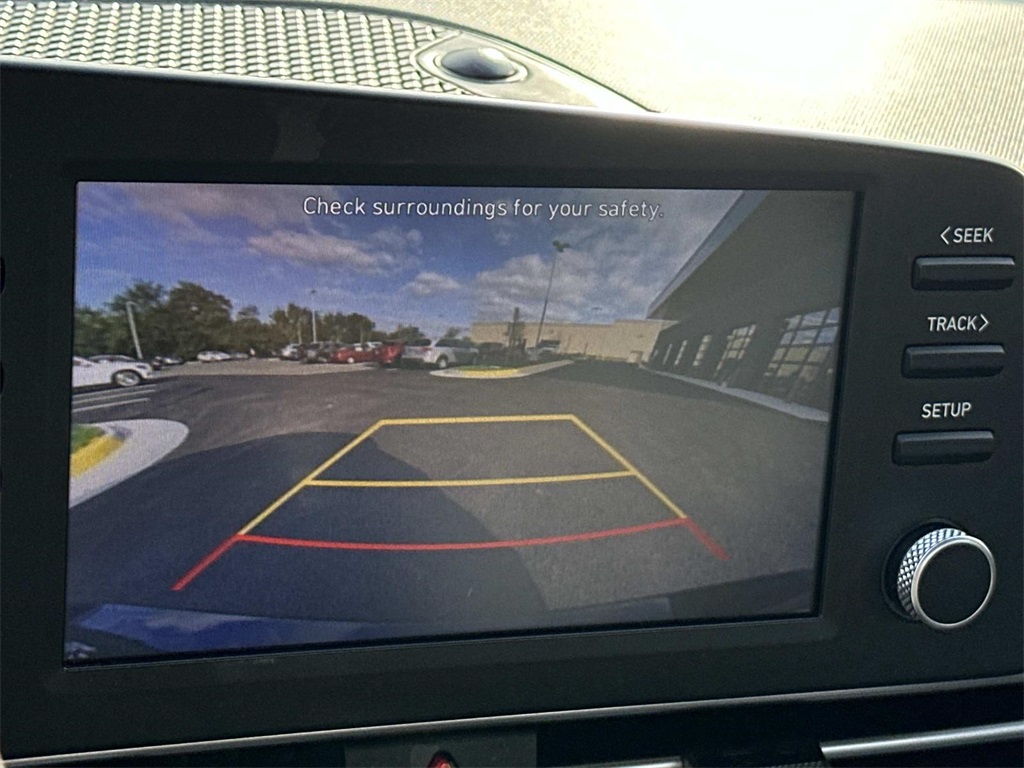 2023 Hyundai Elantra SEL photo 15