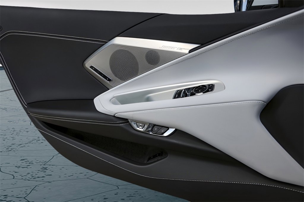 2021 Chevrolet Corvette Stingray 2LT photo 24