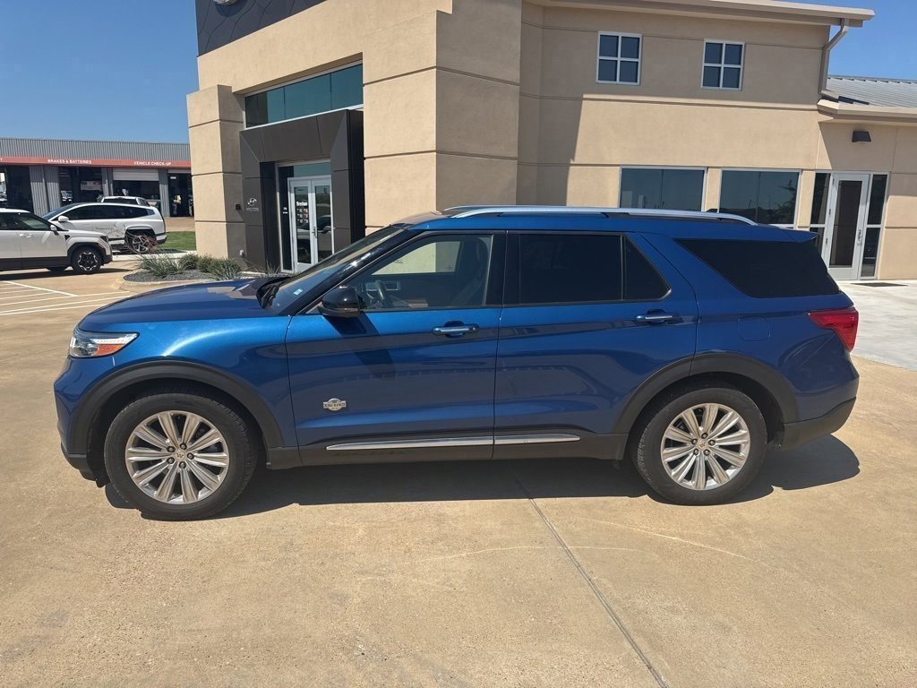 2021 Ford Explorer King Ranch photo 2