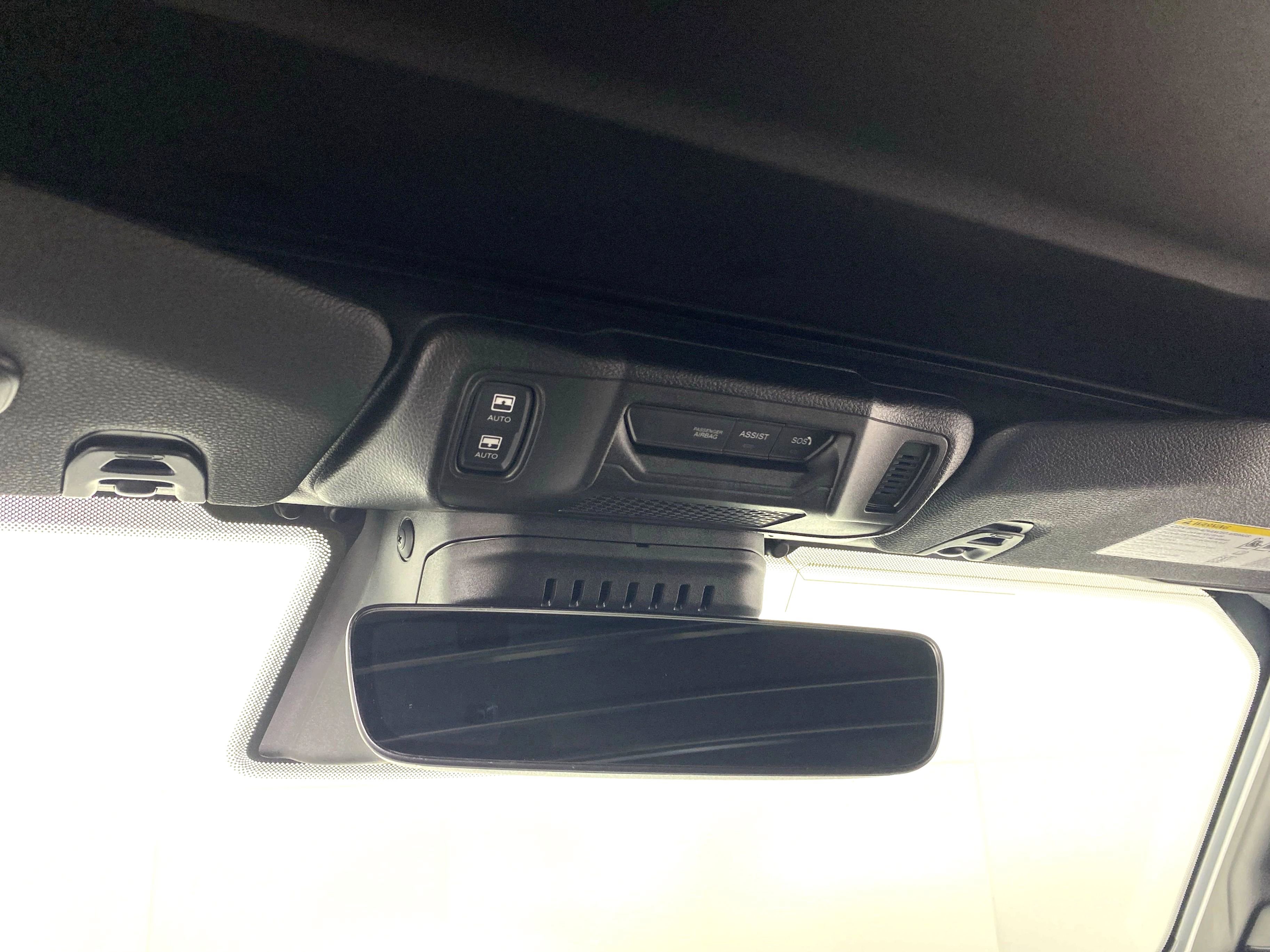 2025 Jeep Wrangler Sahara photo 6