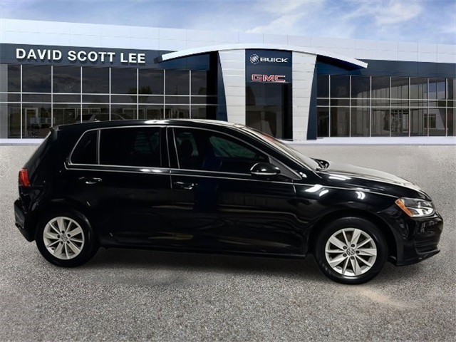 2016 Volkswagen Golf TSI S photo 3