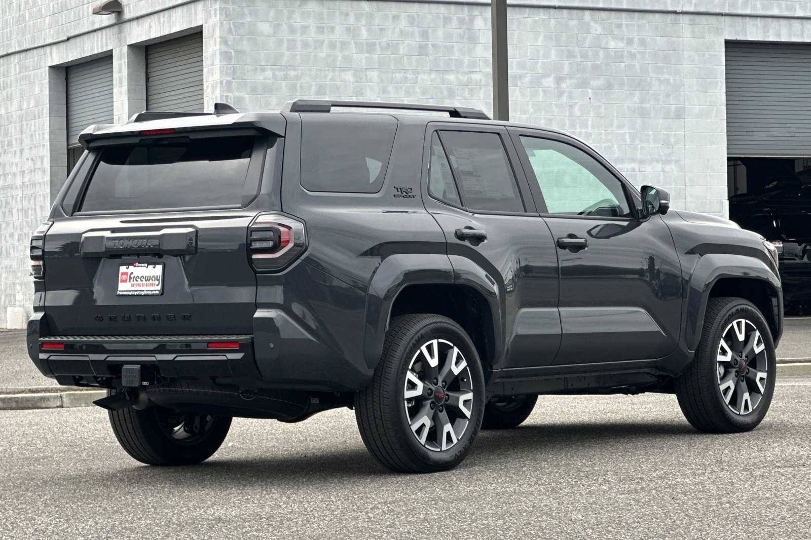2025 Toyota 4Runner TRD Sport Premium photo 4