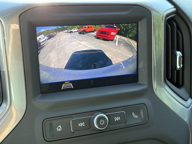 2020 Chevrolet Silverado 1500 Custom photo 29