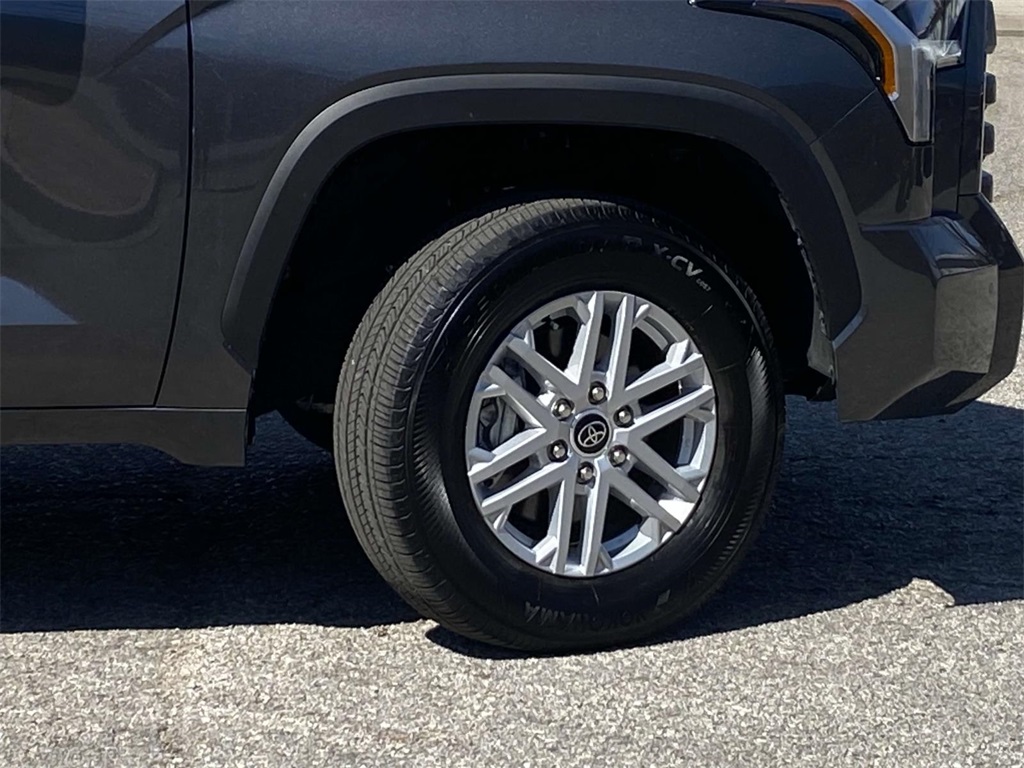 2024 Toyota Tundra SR5 photo 3