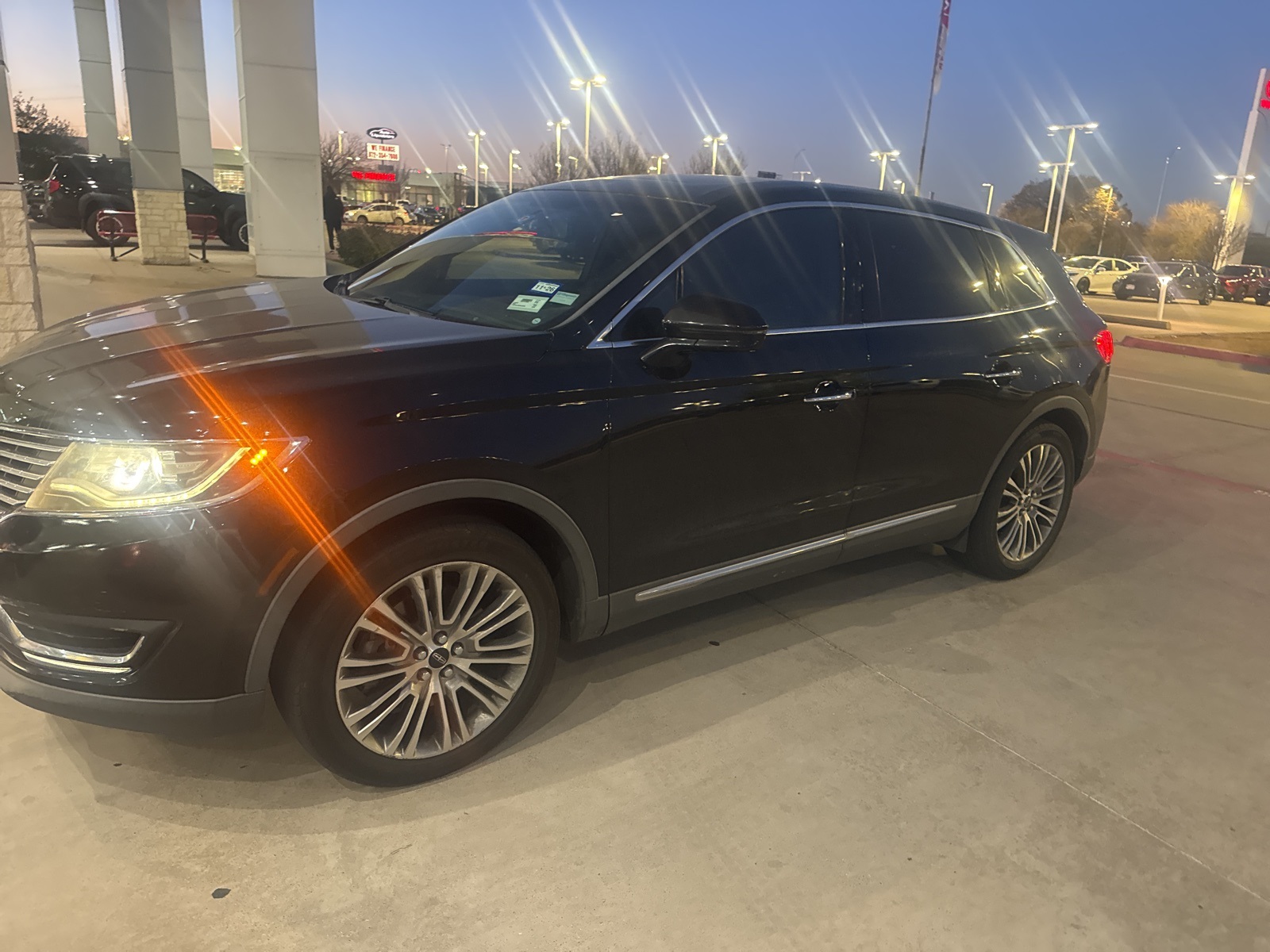 2016 Lincoln MKX Reserve's photo