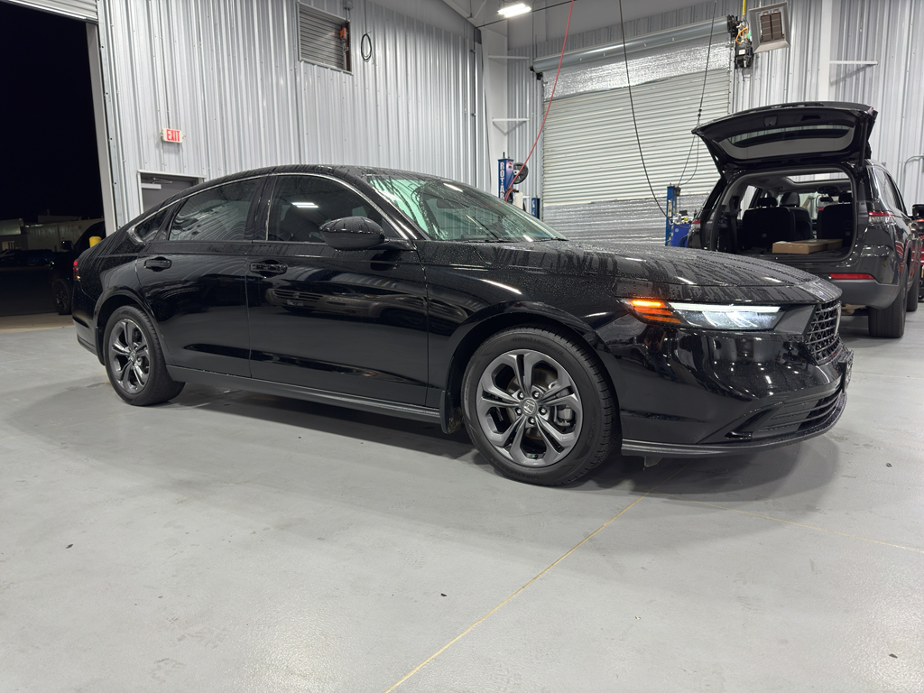 2023 Honda Accord EX photo 11