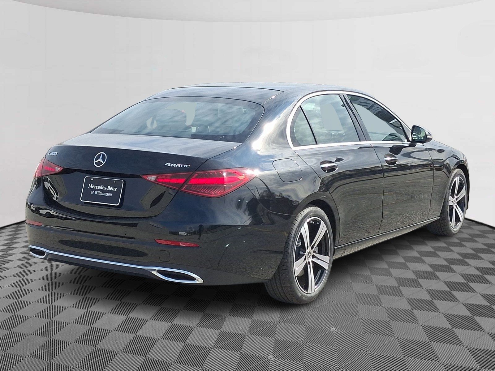 2025 Mercedes Benz C 300 4MATIC photo 4