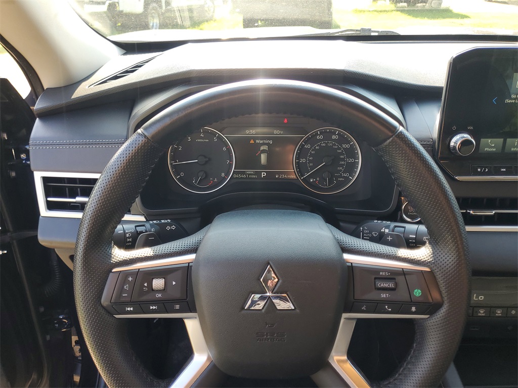 2024 Mitsubishi Outlander SE photo 19