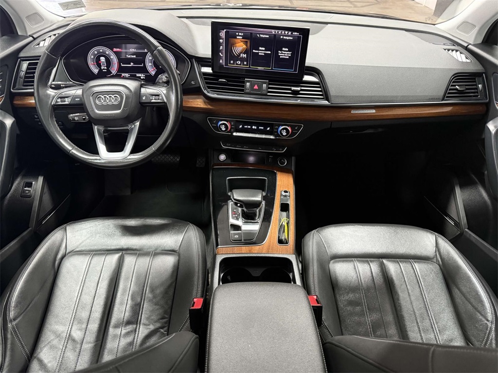 2023 Audi Q5 45 S line Premium photo 10