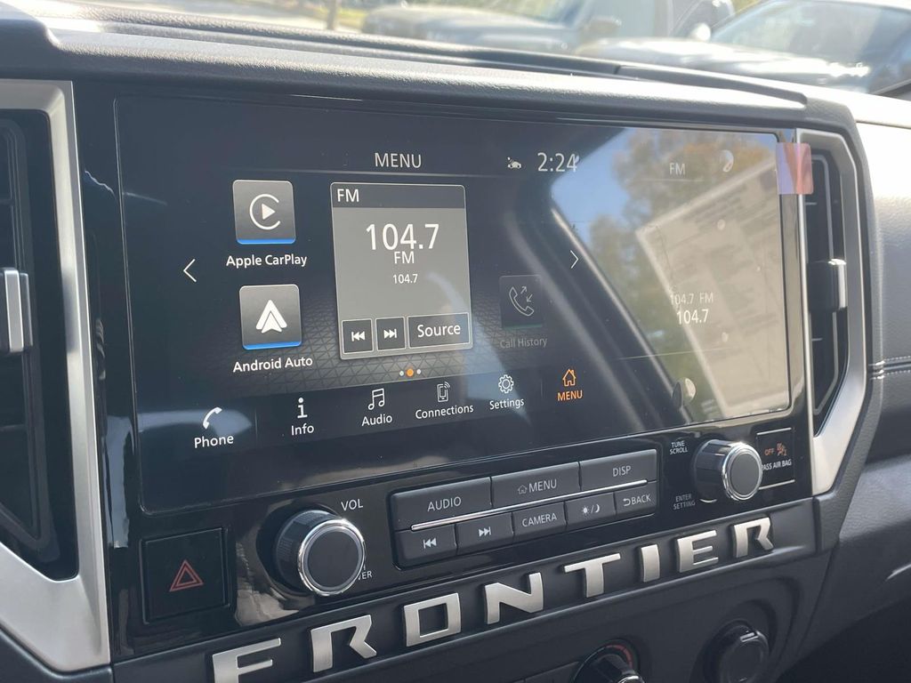 2026 Nissan Frontier Crew Cab SV photo 22