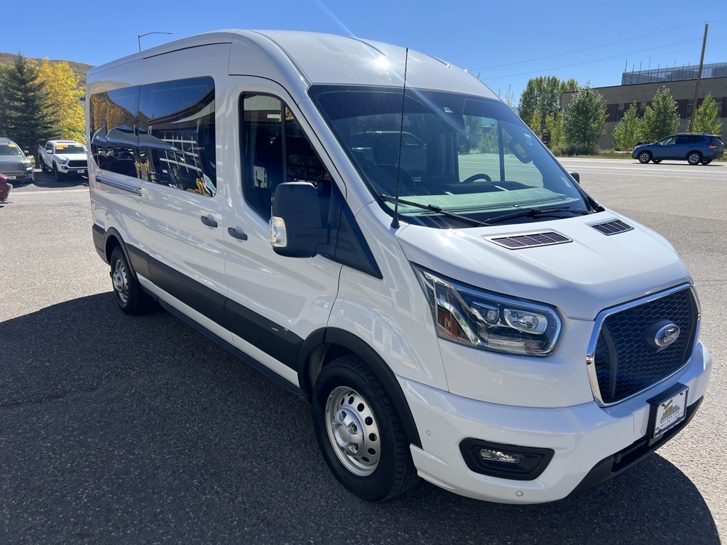 2023 Ford Transit XLT photo 4