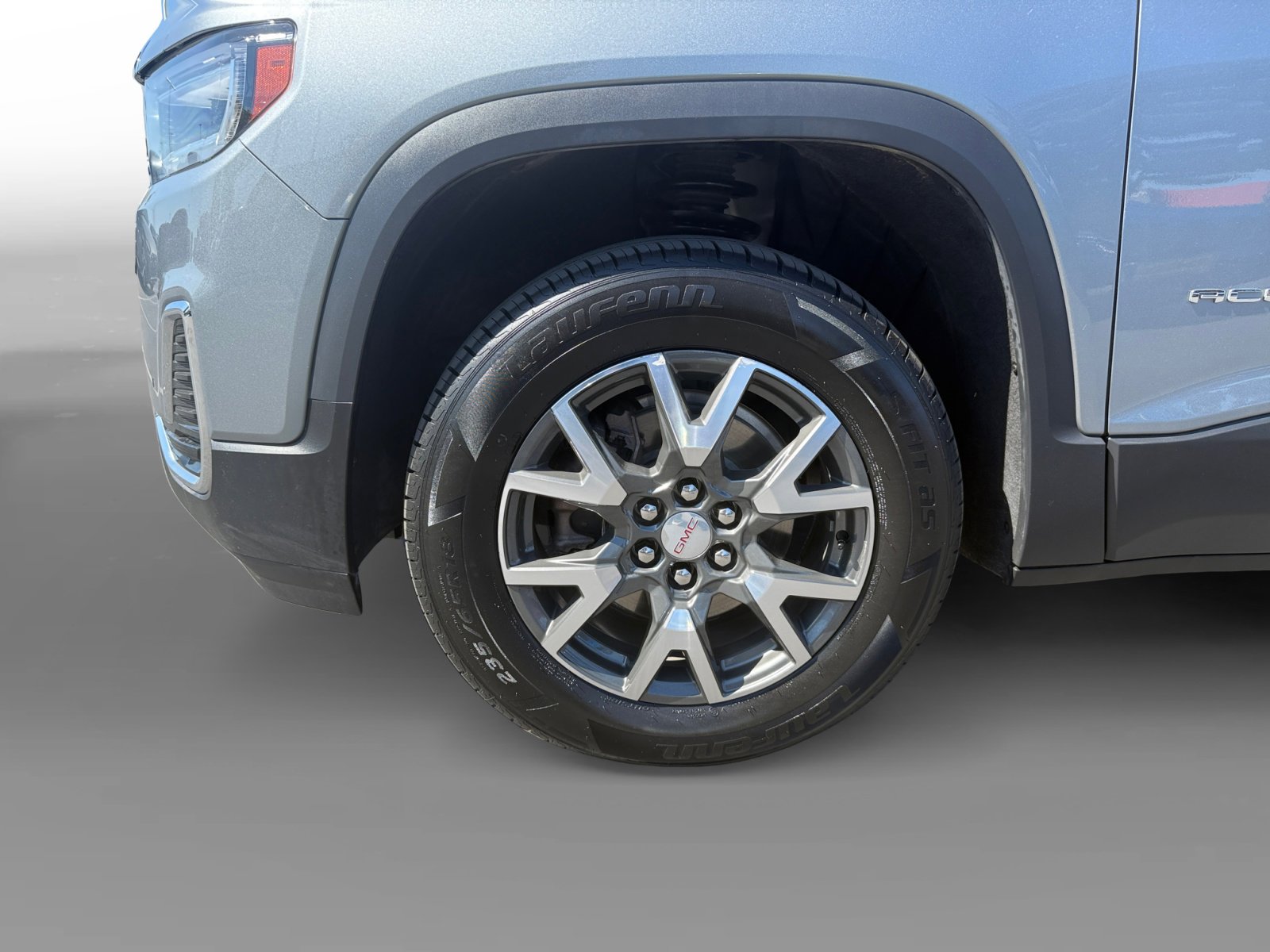 2023 Gmc Acadia SLE photo 9