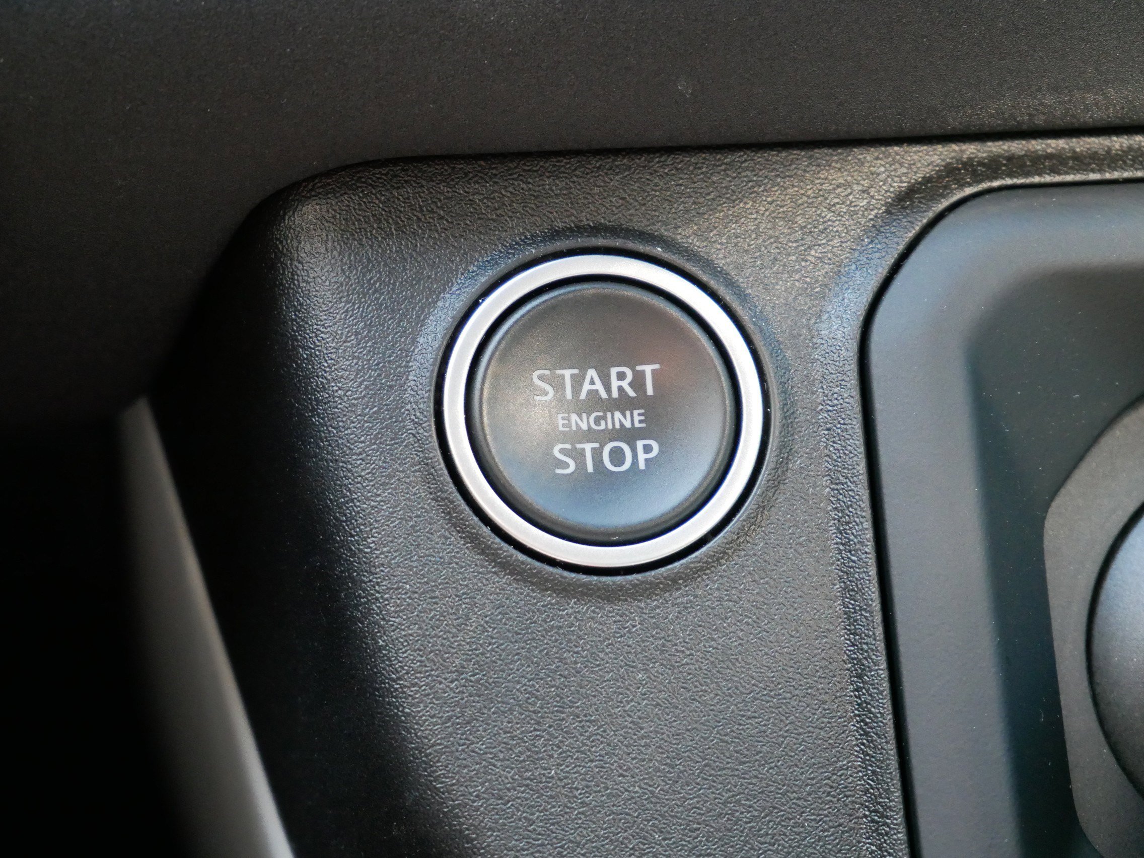 2022 Land Rover Defender X-Dynamic S photo 21