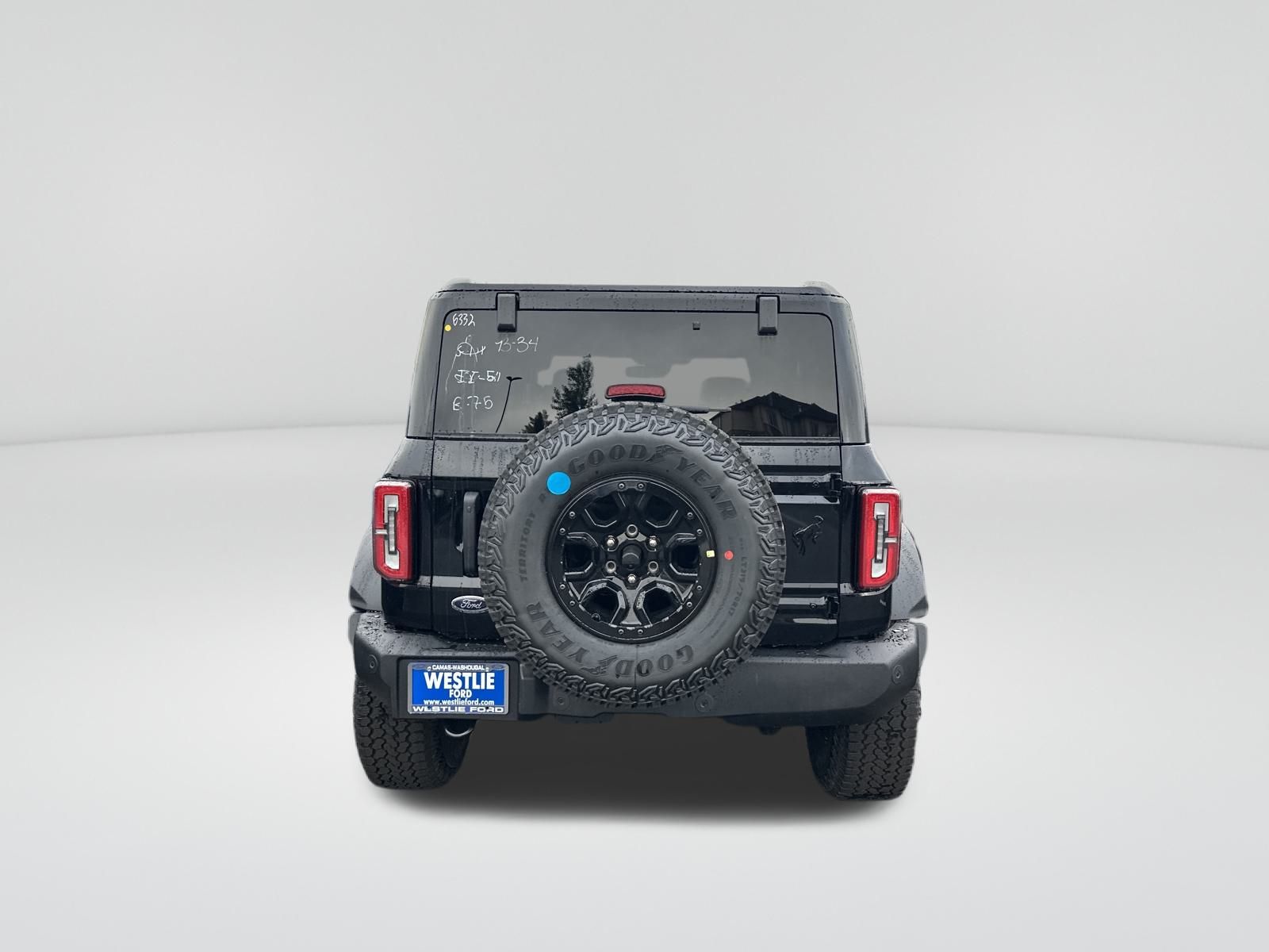 2025 Ford Bronco Outer Banks photo 4