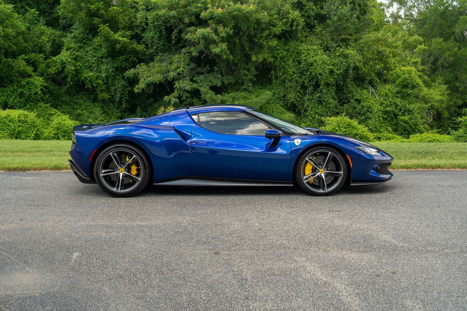 2024 Ferrari 296 GTB Base photo 6