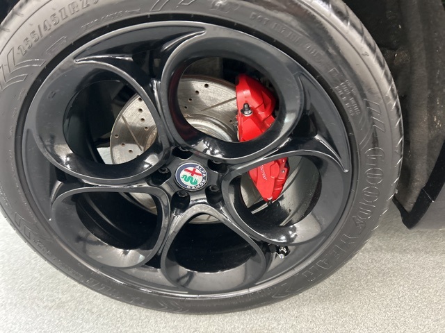 2020 Alfa Romeo Stelvio Ti Sport photo 25