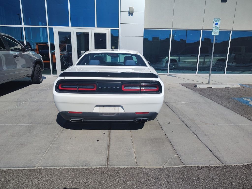 2018 Dodge Challenger SXT photo 12