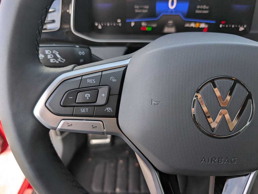 2025 Volkswagen Jetta 1.5T Sport photo 14