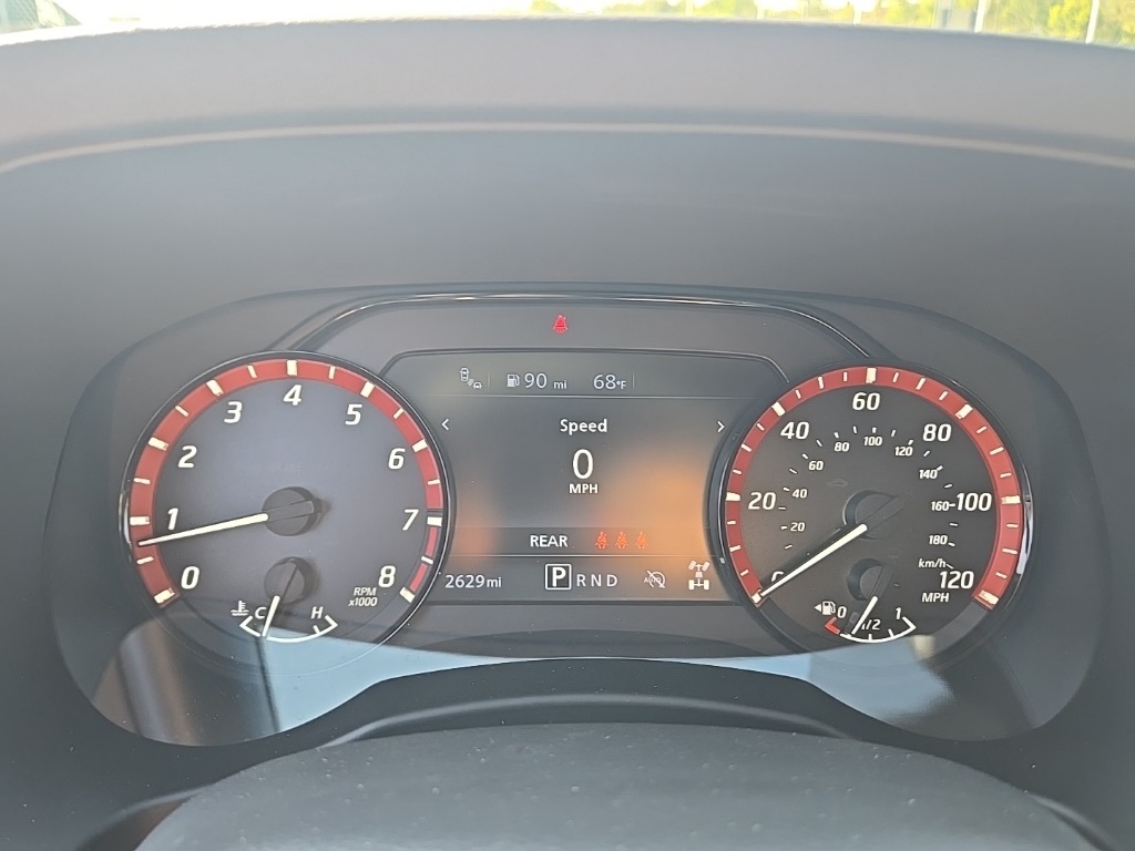 2025 Nissan Frontier PRO-4X photo 9