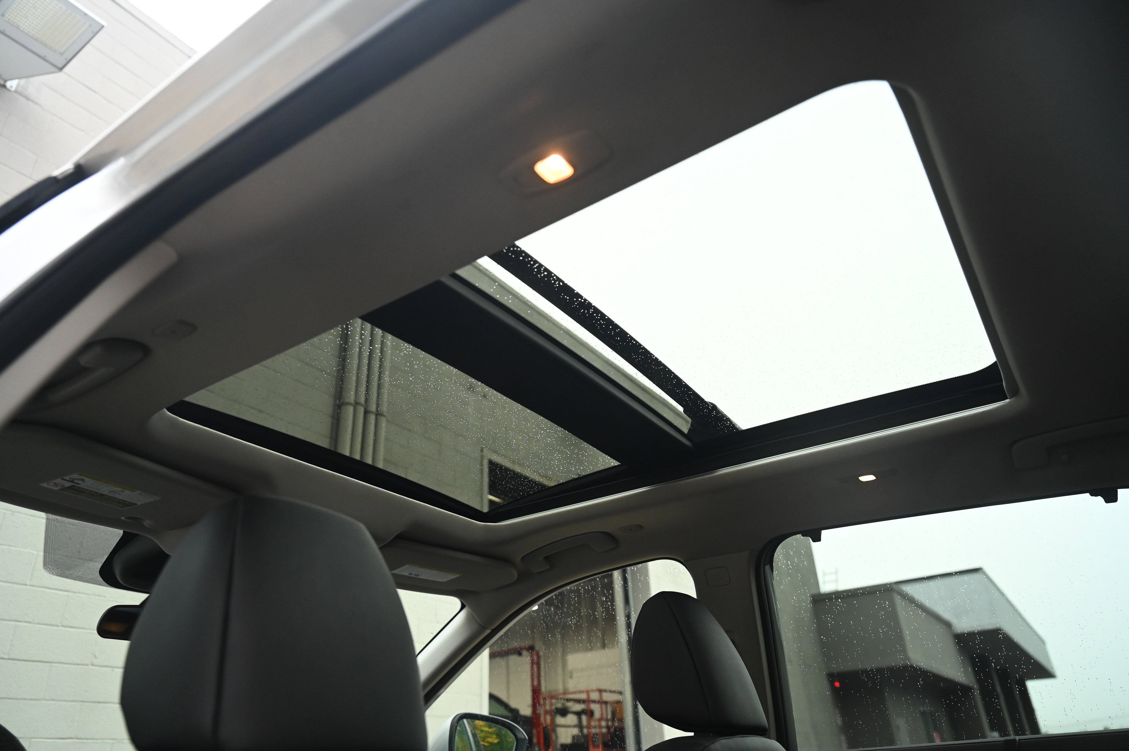 2023 Nissan Rogue SV photo 32