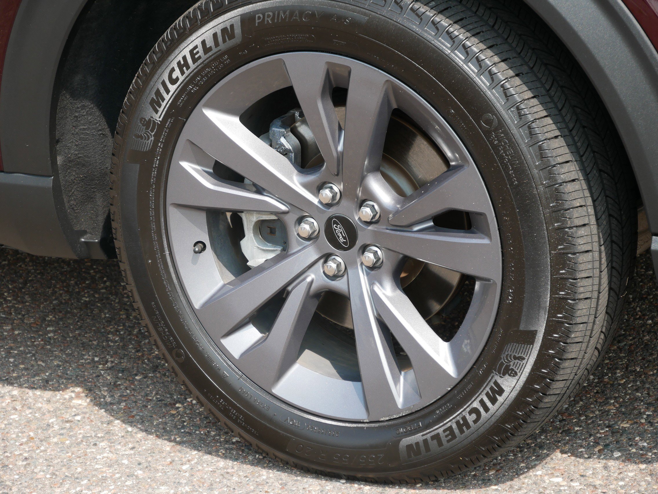 2023 Ford Explorer XLT photo 4