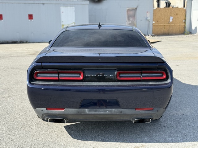 2015 Dodge Challenger SXT Plus photo 7