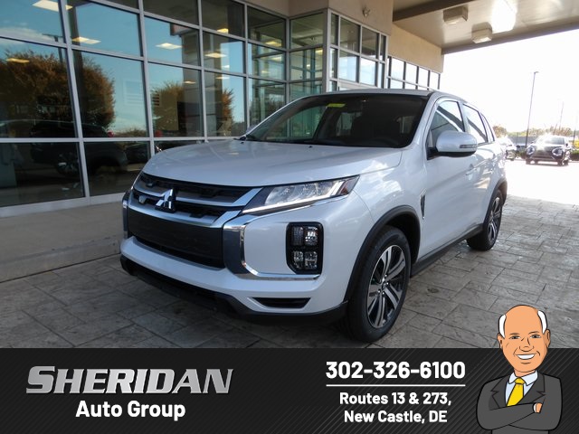 2025 Mitsubishi Outlander Sport SE's photo