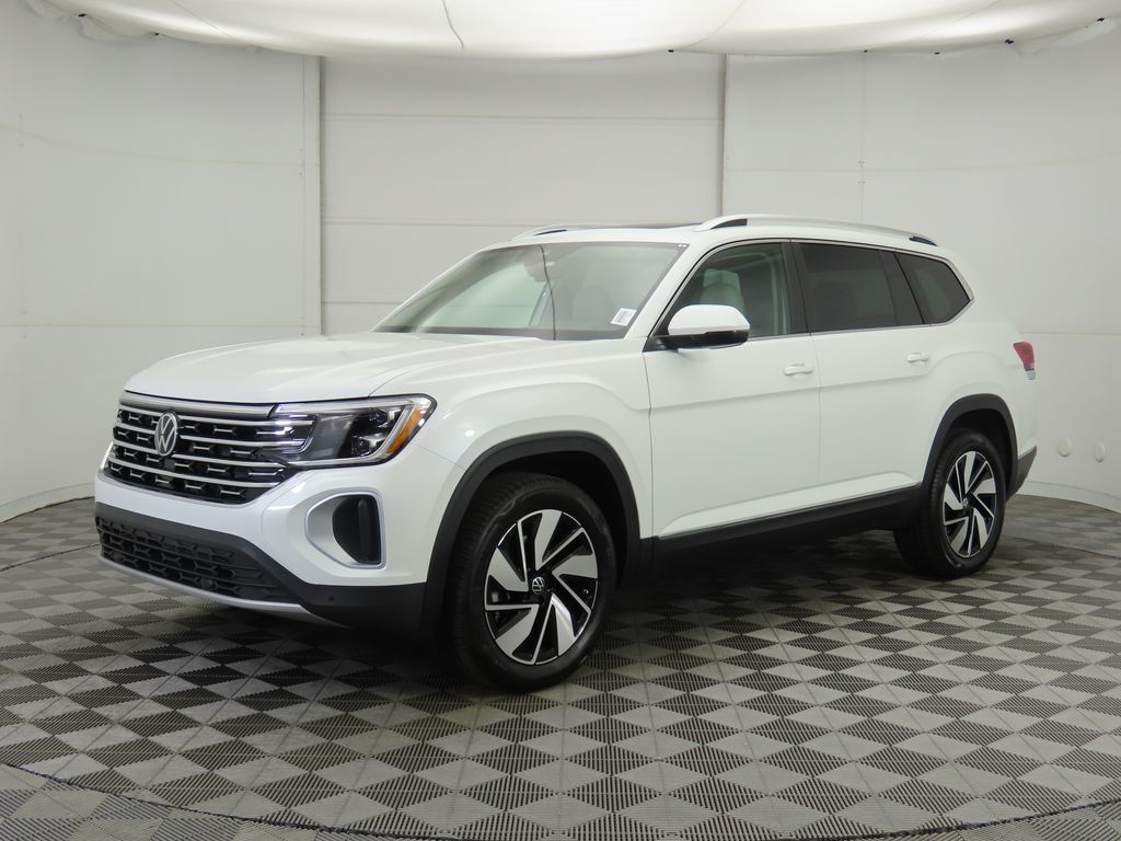 2026 Volkswagen Atlas SEL's photo