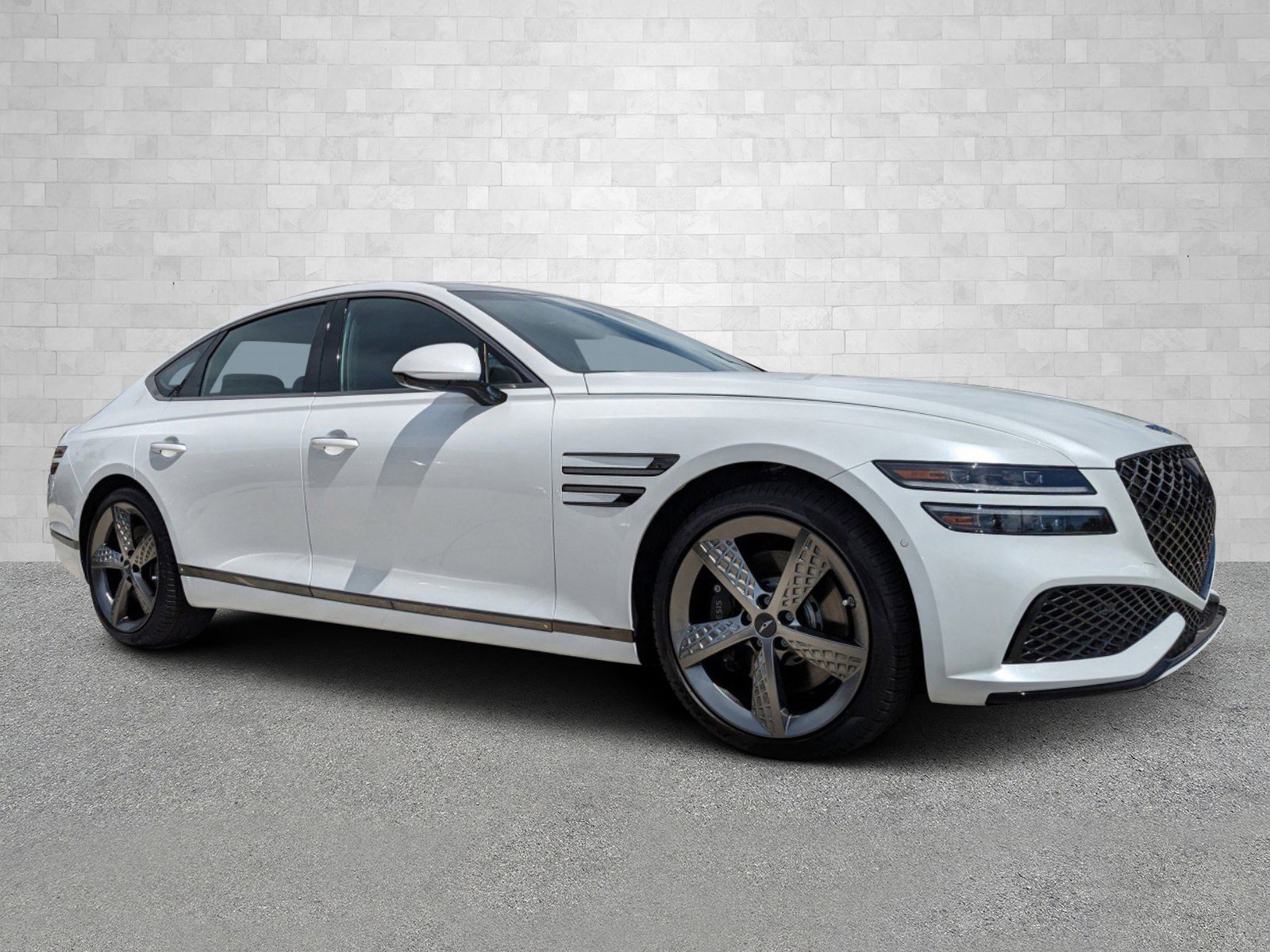 2024 GENESIS G80 SPORT's photo