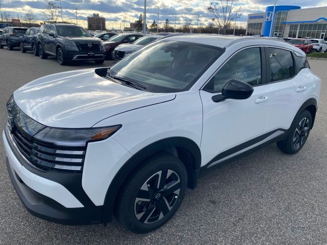 2026 Nissan Kicks SV photo 4