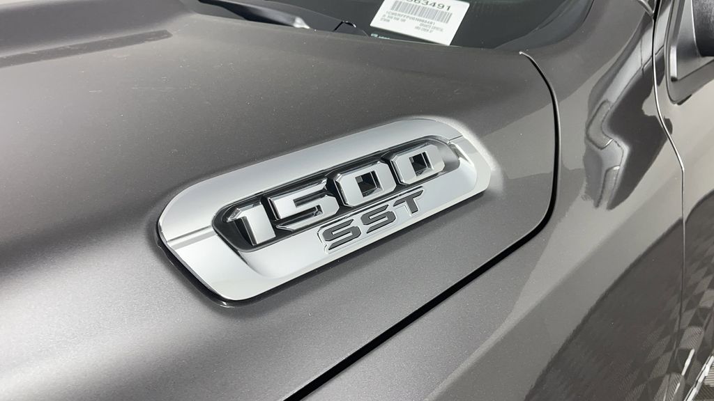 New 2025 Granite Crystal Metallic Clearcoat RAM Big Horn/Lone Star image 11