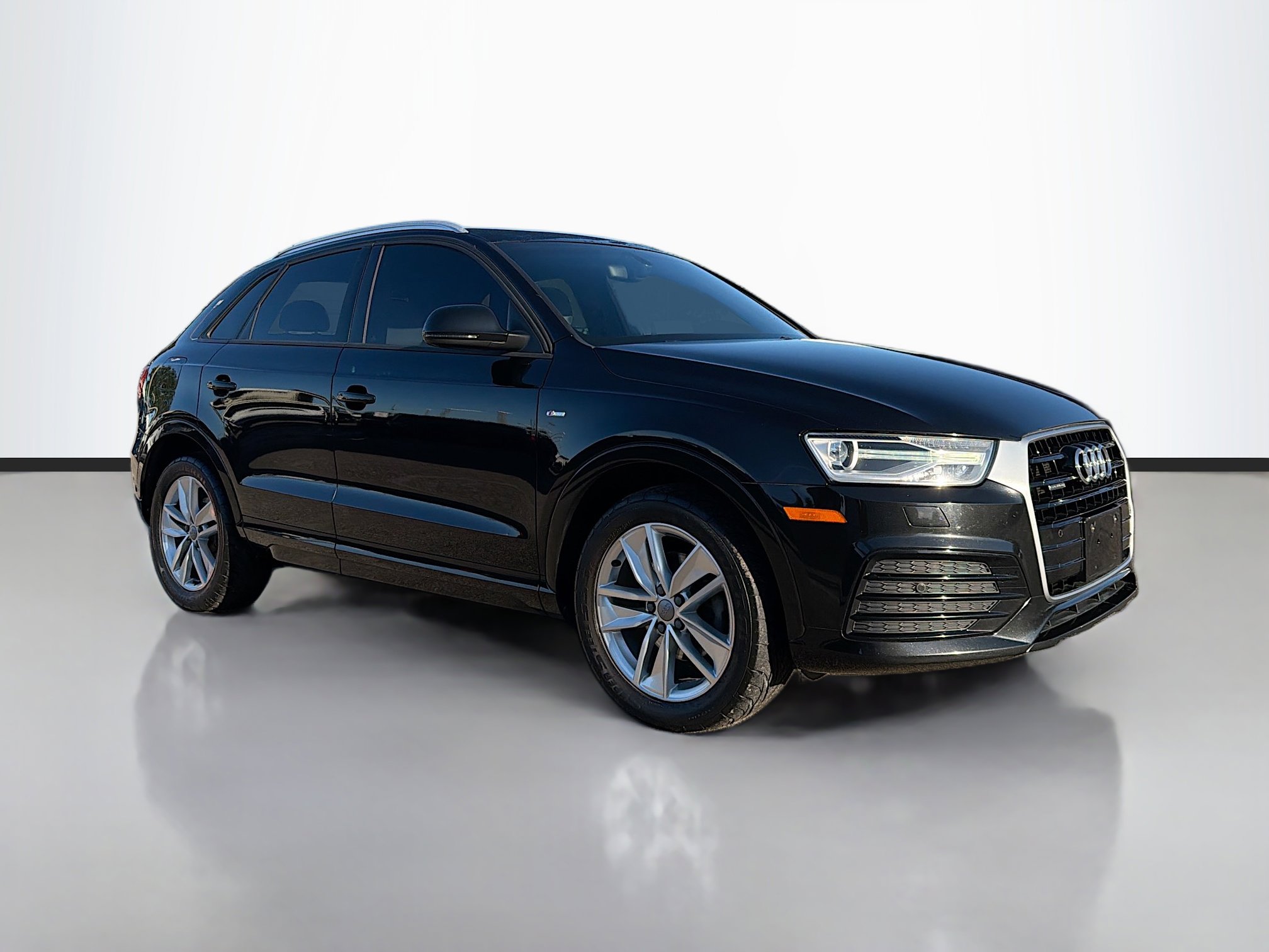 2018 Audi Q3 Premium's photo