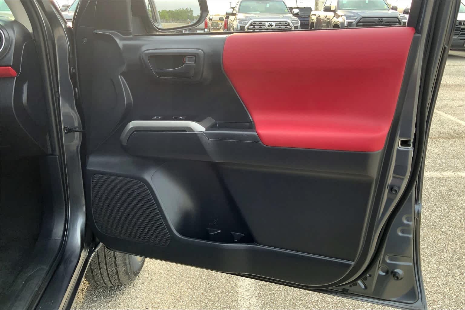 2023 Toyota Tacoma SR5 photo 41