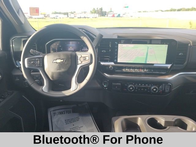 2026 Chevrolet Silverado 1500 LT photo 2