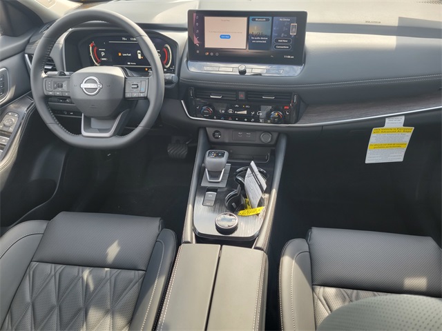 2026 Nissan Rogue Platinum photo 30