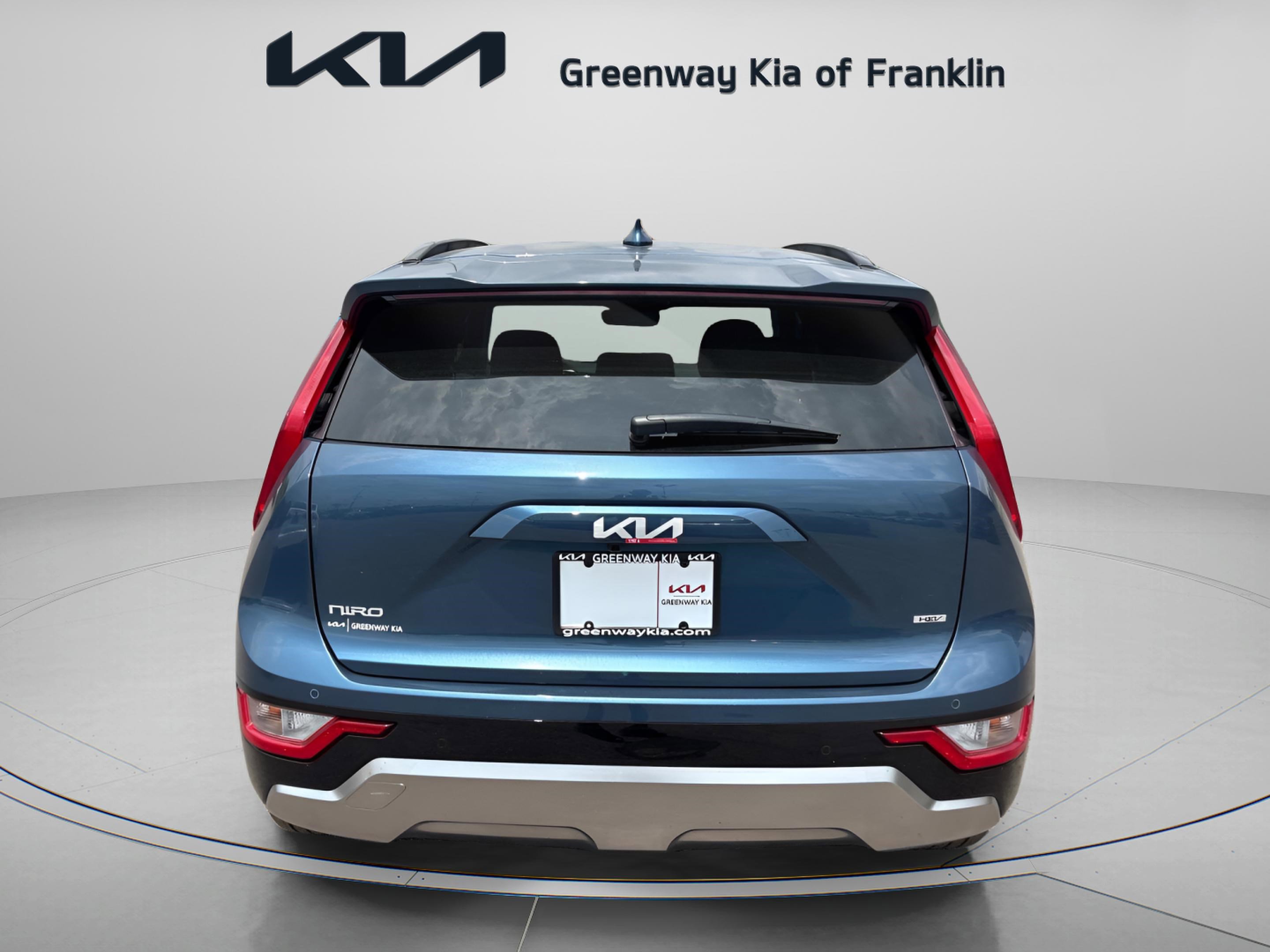 2025 Kia Niro EX Touring photo 6