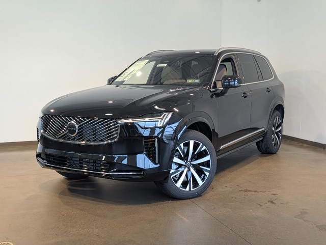 2026 Volvo XC90 Core's photo