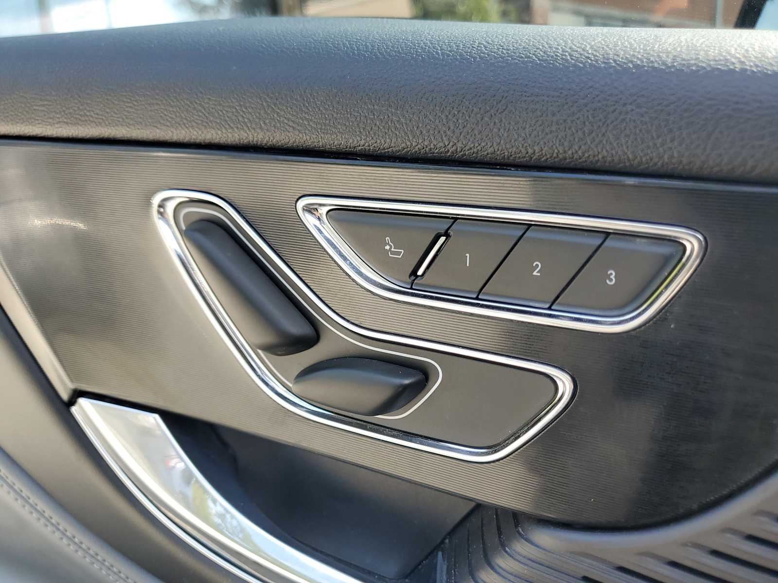 2022 Lincoln Corsair Grand Touring photo 17