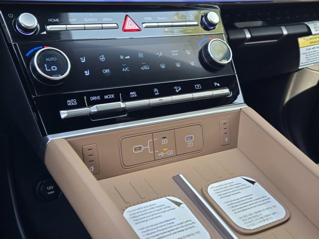 2026 Hyundai Santa Fe Calligraphy photo 11