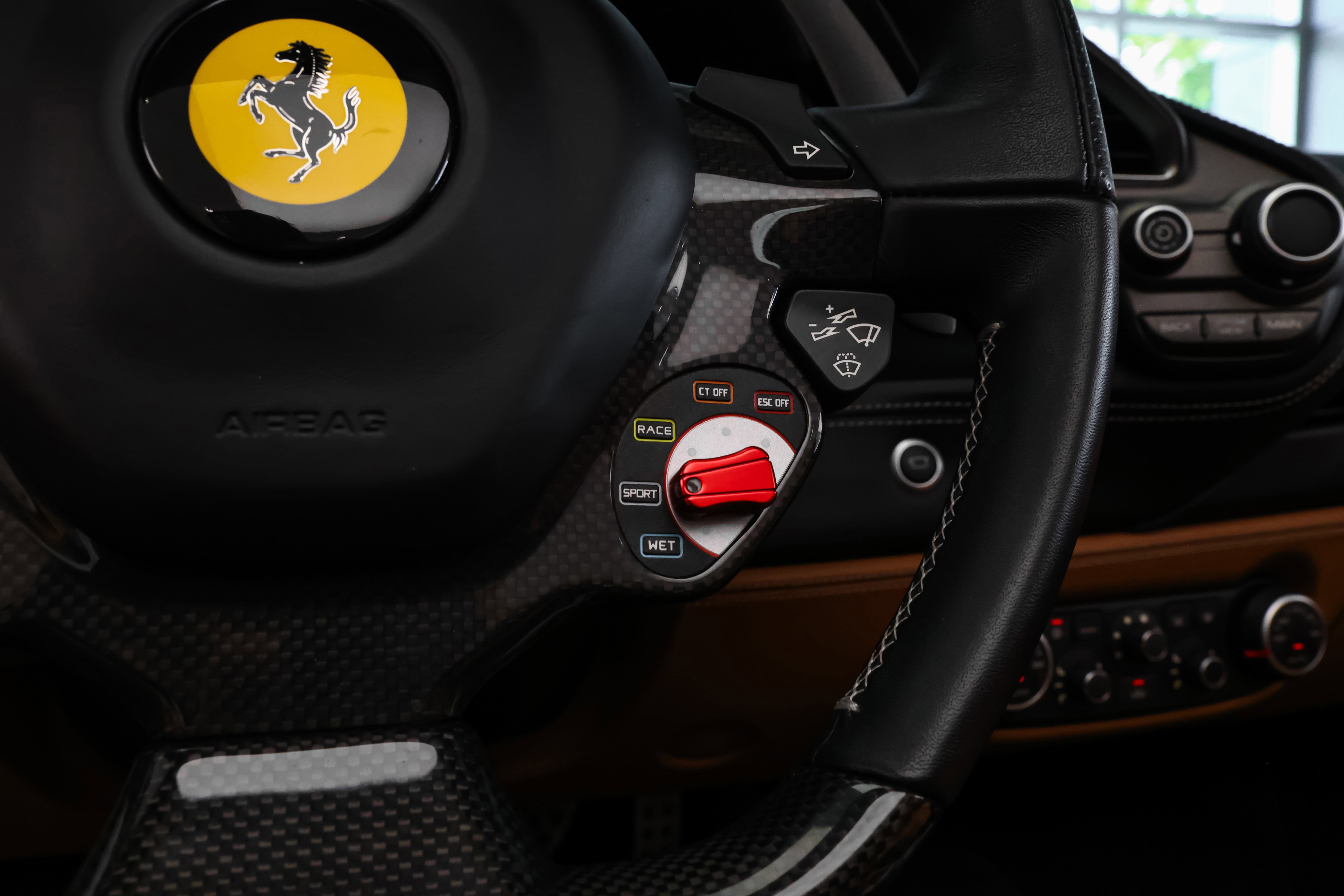 2019 Ferrari 488 Spider photo 9