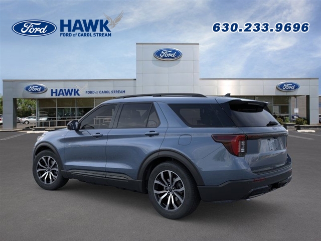 2025 Ford Explorer ST-Line photo 3