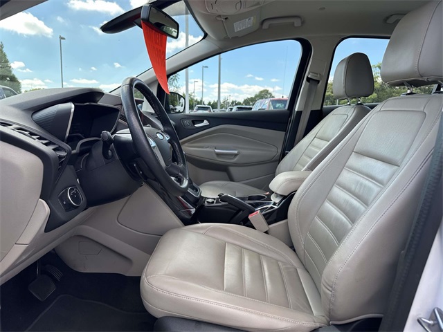 2017 Ford C-Max Energi Titanium photo 18