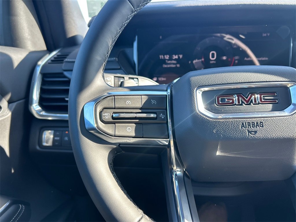 2026 GMC ACADIA - Image 19