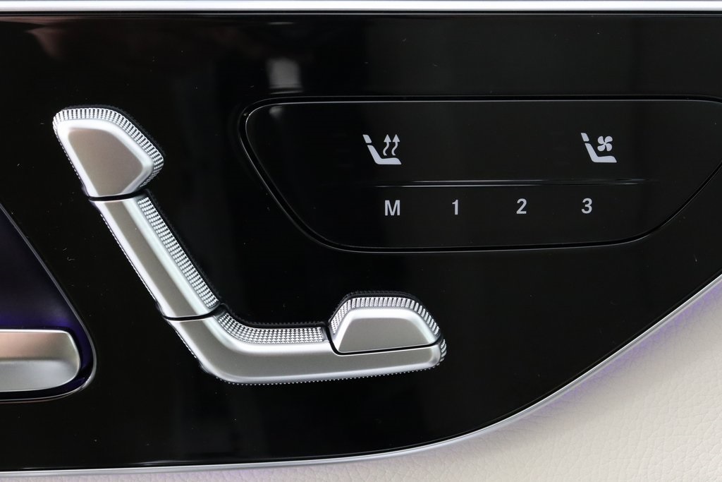 New 2024 MercedesBenz GLC GLC 300 4MATIC® 4D Sport Utility in Champaign M6430 Sullivan