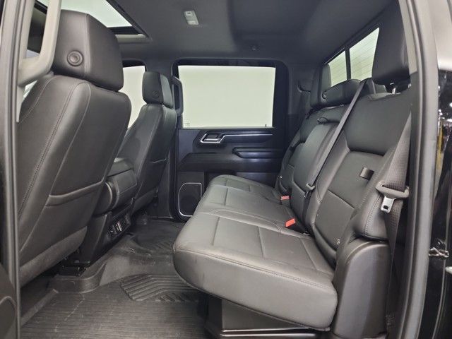 2024 Chevrolet Silverado 3500HD LT photo 21