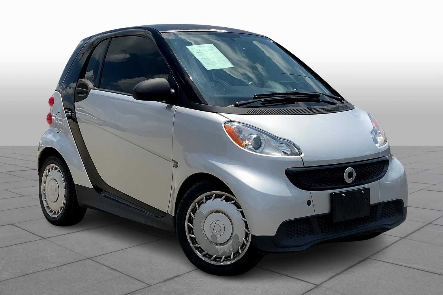 Used 2013 smart fortwo pure with VIN WMEEJ3BA7DK676659 for sale in Webster, TX