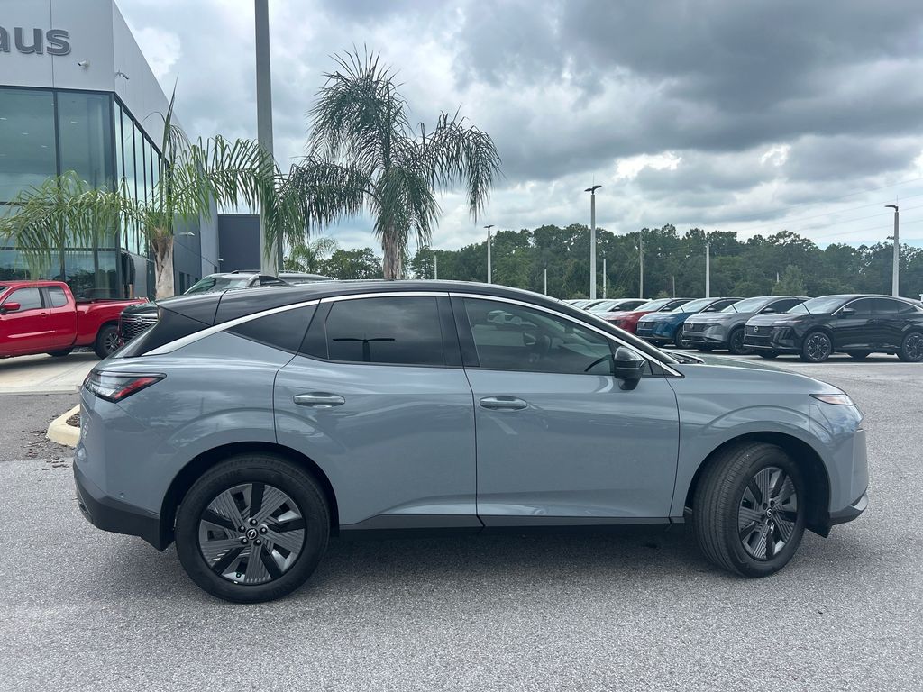 2025 Nissan Murano SL photo 3