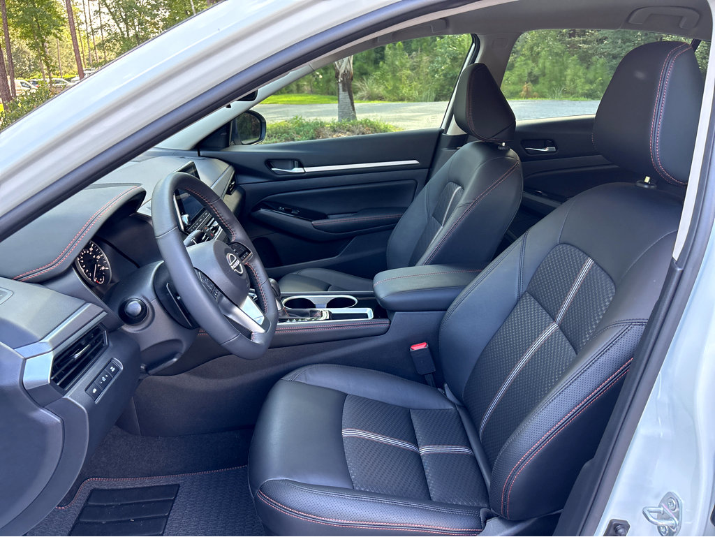2024 Nissan Altima 2.5 SR photo 21