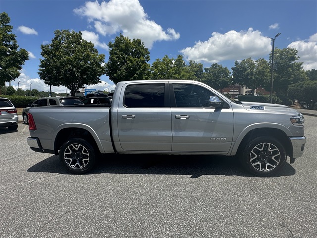 2025 Ram 1500 Laramie photo 6